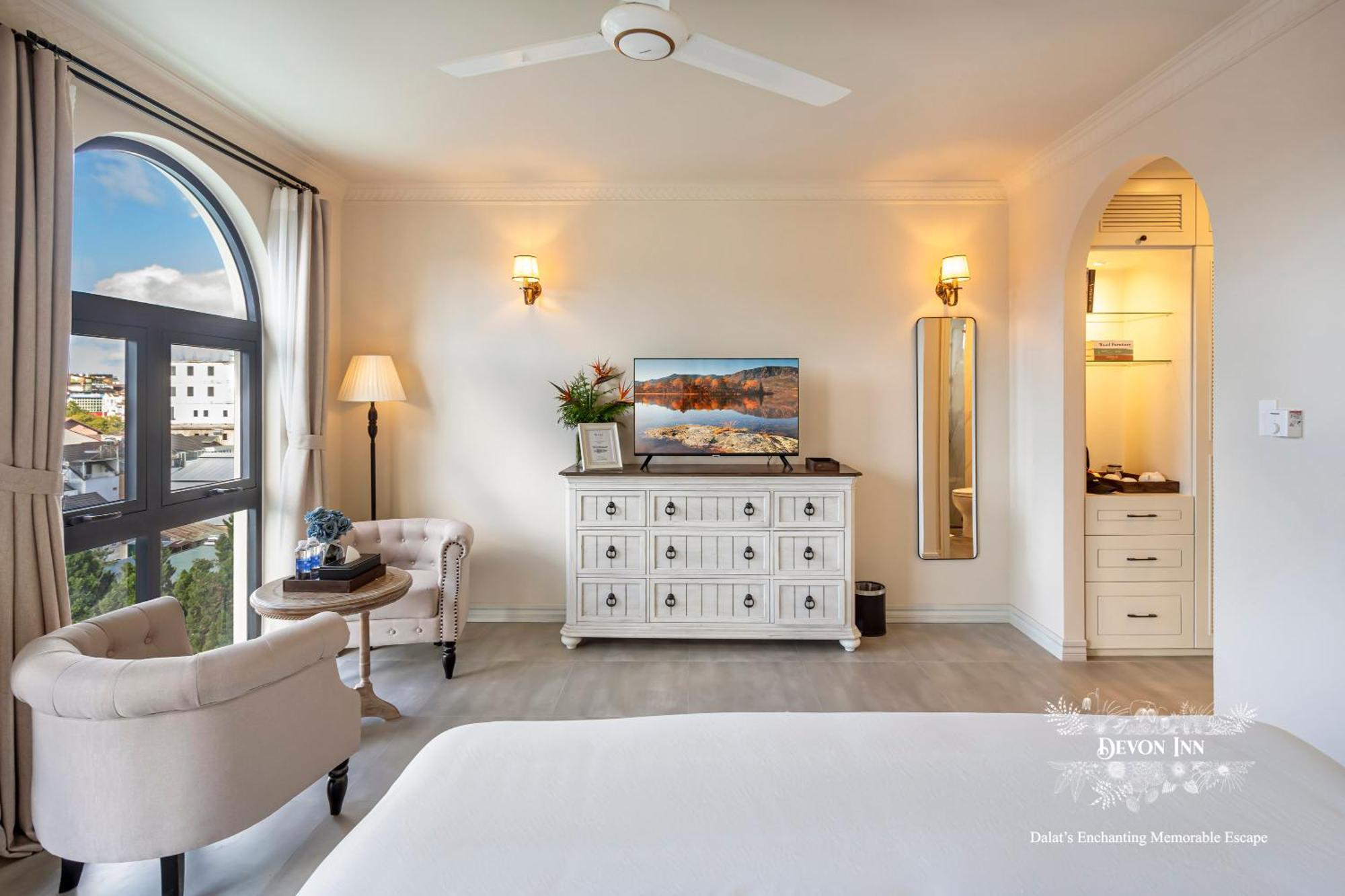 Devon Inn Khu Chi Lăng Esterno foto